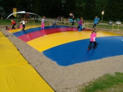 Nová vzduchová trampolína Nová vzduchová trampolína