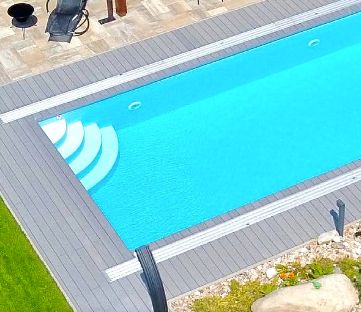 Bazén se slanou / mořskou vodou v Harrachově